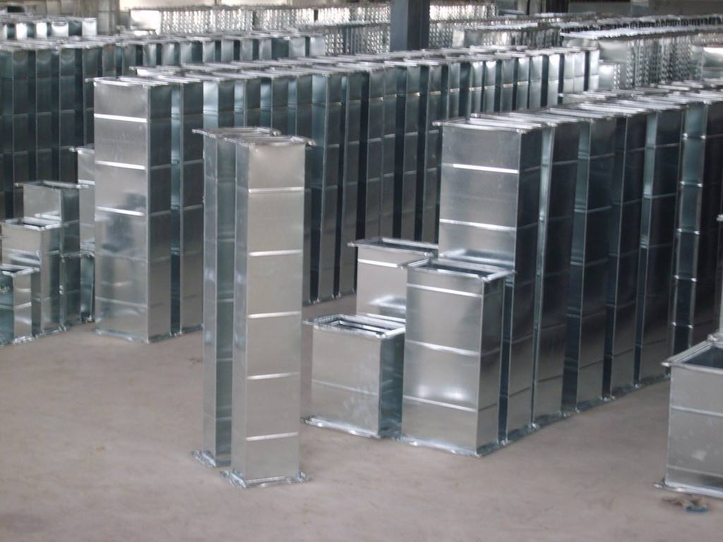 角鋼法蘭(lán)風(fēng)管優點及用途 角鋼法蘭風管優點及(jí)用途(tú)